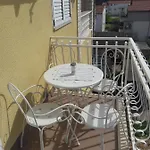 Apartment Apartments With A Parking Space Grebastica, Sibenik - 4882 Baselovici