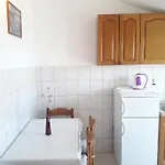 Appartement With A Parking Space Grebastica, Sibenik - 4882 Baselovici