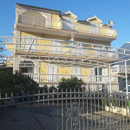 With A Parking Space Grebastica, Sibenik - 4882 *