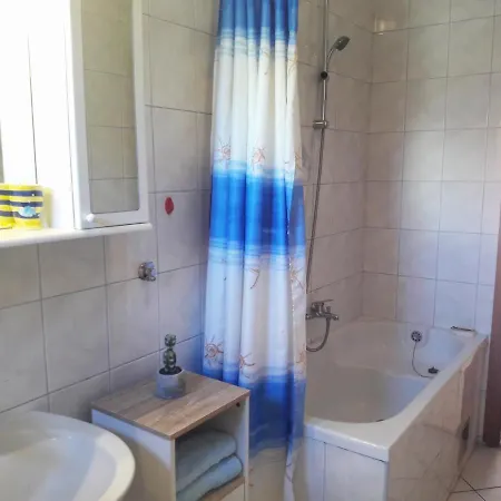 Apartments With A Parking Space Grebastica, Sibenik - 4882 *