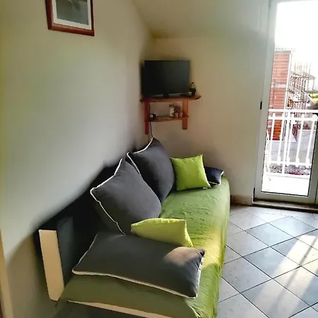 Apartman Apartments With A Parking Space Grebastica, Sibenik - 4882