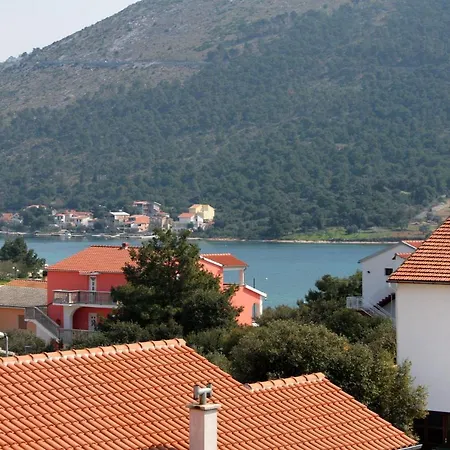 Apartments With A Parking Space Grebastica, Sibenik - 4882 *