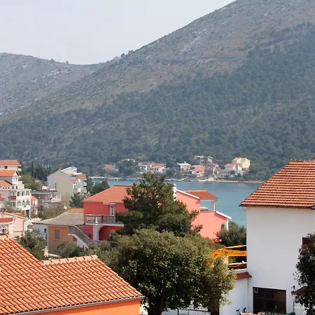 Apartments With A Parking Space Grebastica, Sibenik - 4882 Apartman Baselovici