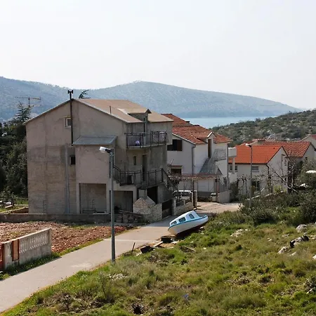 With A Parking Space Grebastica, Sibenik - 4882 * Baselovici