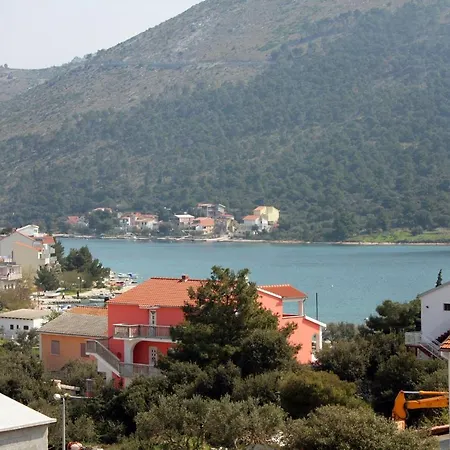 Apartman Apartments With A Parking Space Grebastica, Sibenik - 4882 *