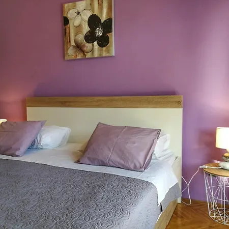 Apartamento With A Parking Space Grebastica, Sibenik - 4882 Baselovici
