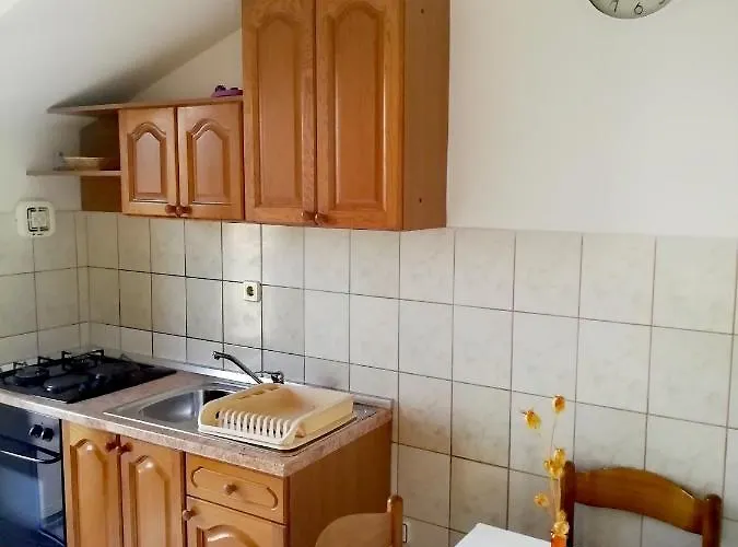 Appartement With A Parking Space Grebastica, Sibenik - 4882 *