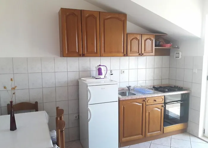 With A Parking Space Grebastica, Sibenik - 4882 Appartement Baselovici