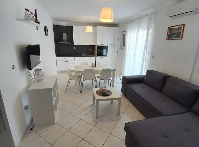 With A Parking Space Grebastica, Sibenik - 4882