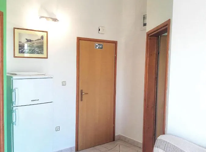 Appartement With A Parking Space Grebastica, Sibenik - 4882 Baselovici