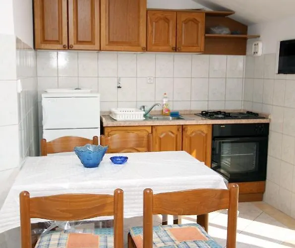 With A Parking Space Grebastica, Sibenik - 4882 * Baselovici