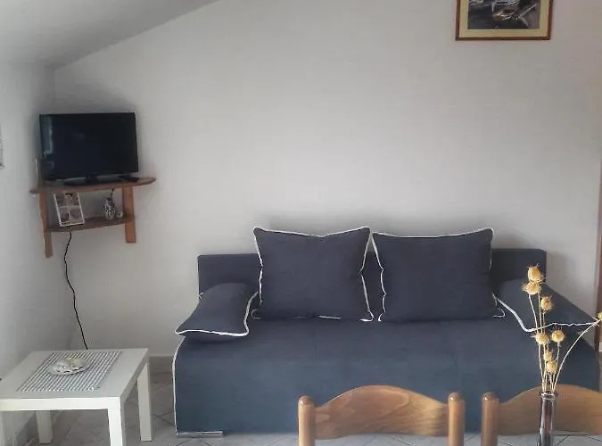 Appartement With A Parking Space Grebastica, Sibenik - 4882